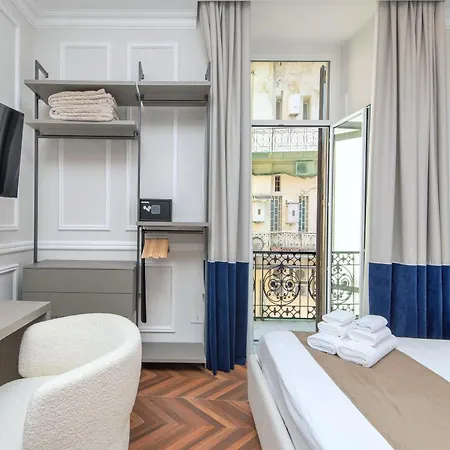 Plaza Duomo 게스트하우스