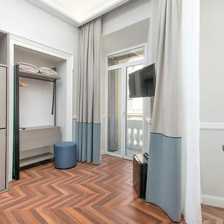 Plaza Duomo 게스트하우스 4*